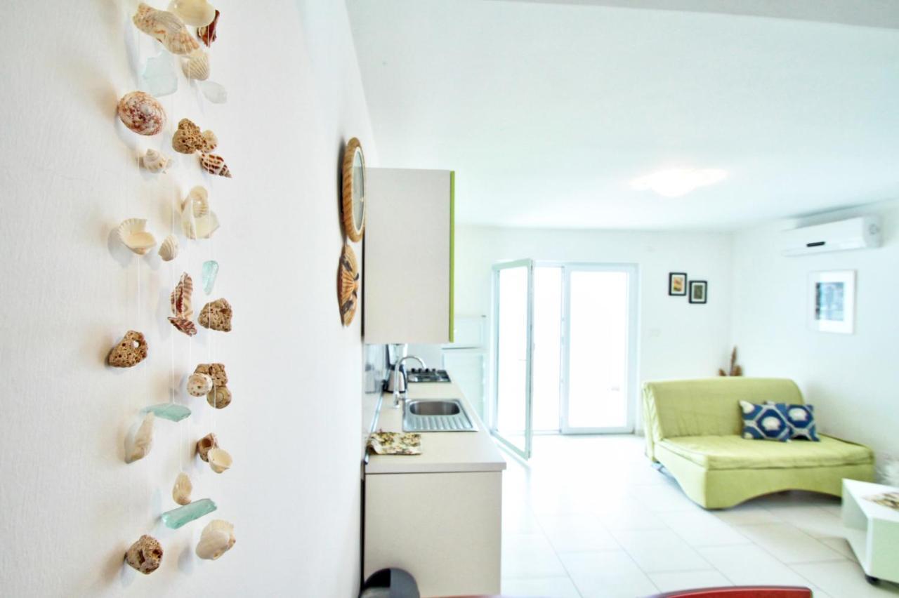 Seashell Vinjerac Apartment Ngoại thất bức ảnh