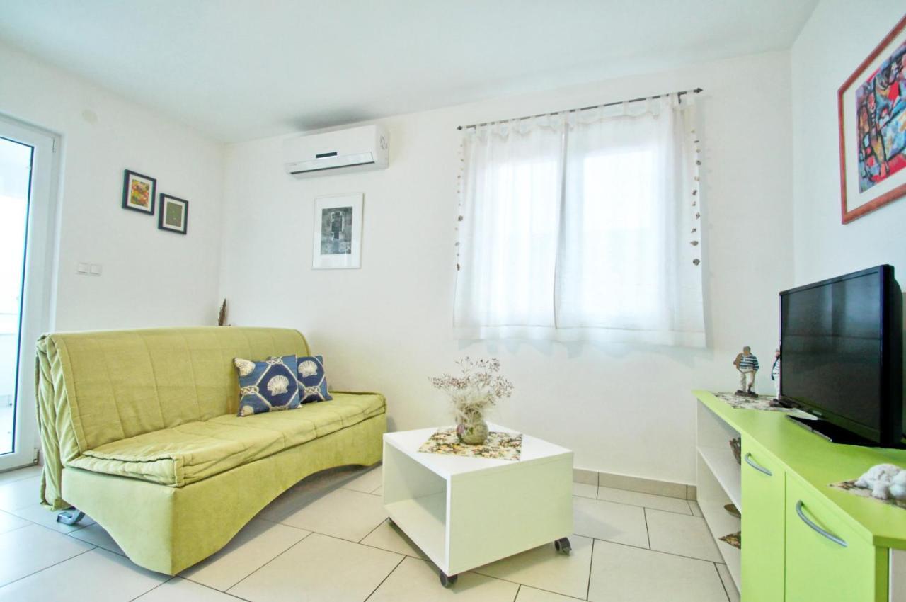 Seashell Vinjerac Apartment Ngoại thất bức ảnh